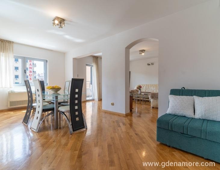 Apartment-for-rent-in-Budva (6)